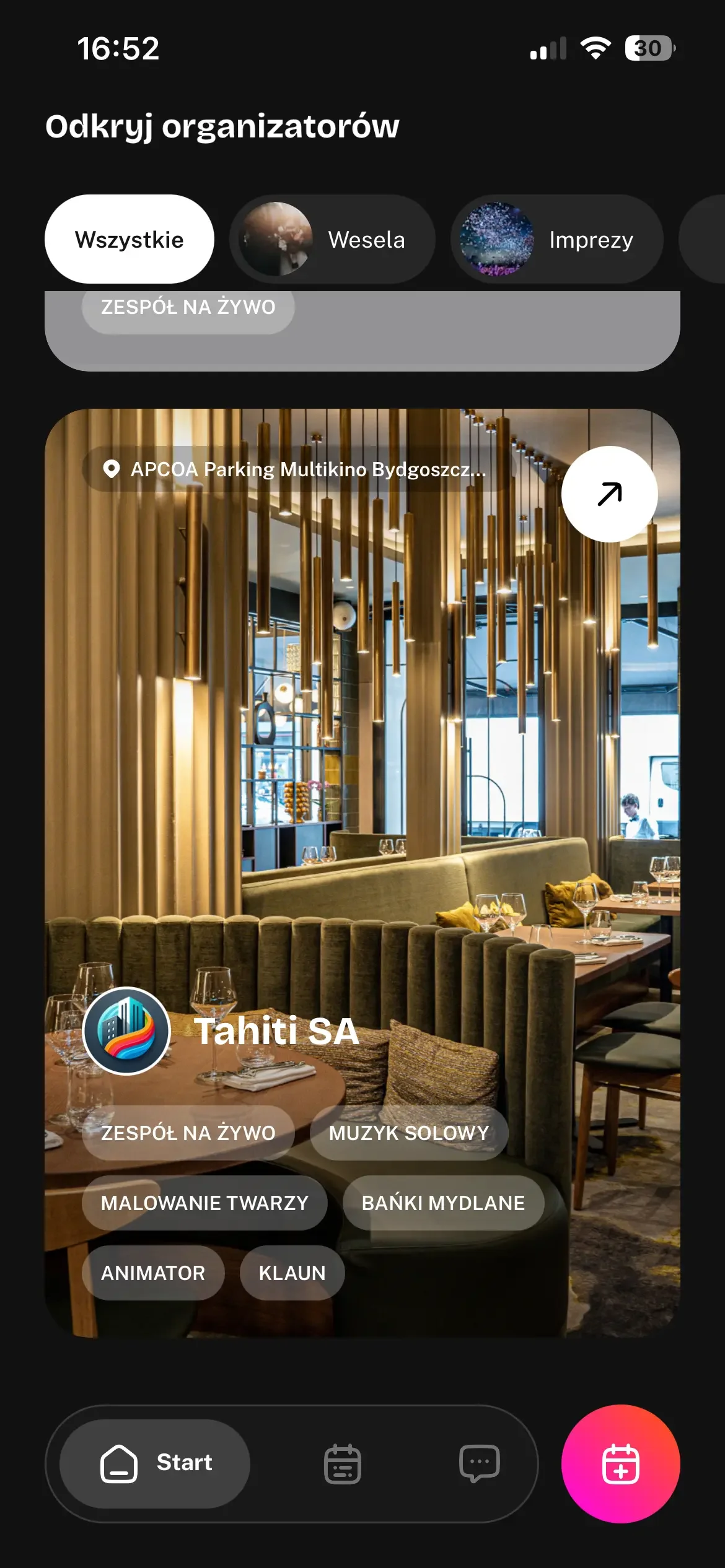Ekran katalogu firm w aplikacji Plannii